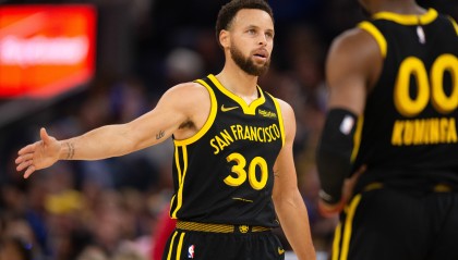 星空体育入口-库里没有为库明加说话？微笑刺客：也许球员也认同科尔的看法